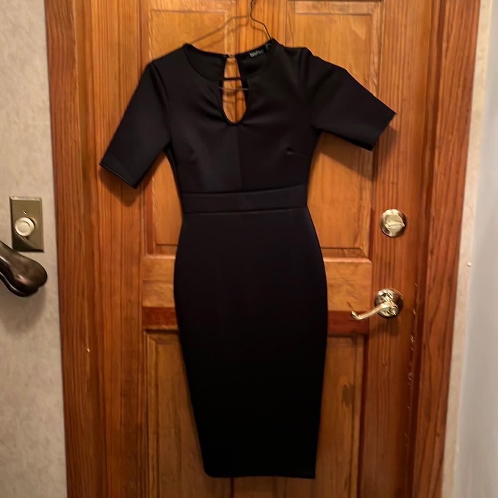 Boohoo Black Dress Size 4